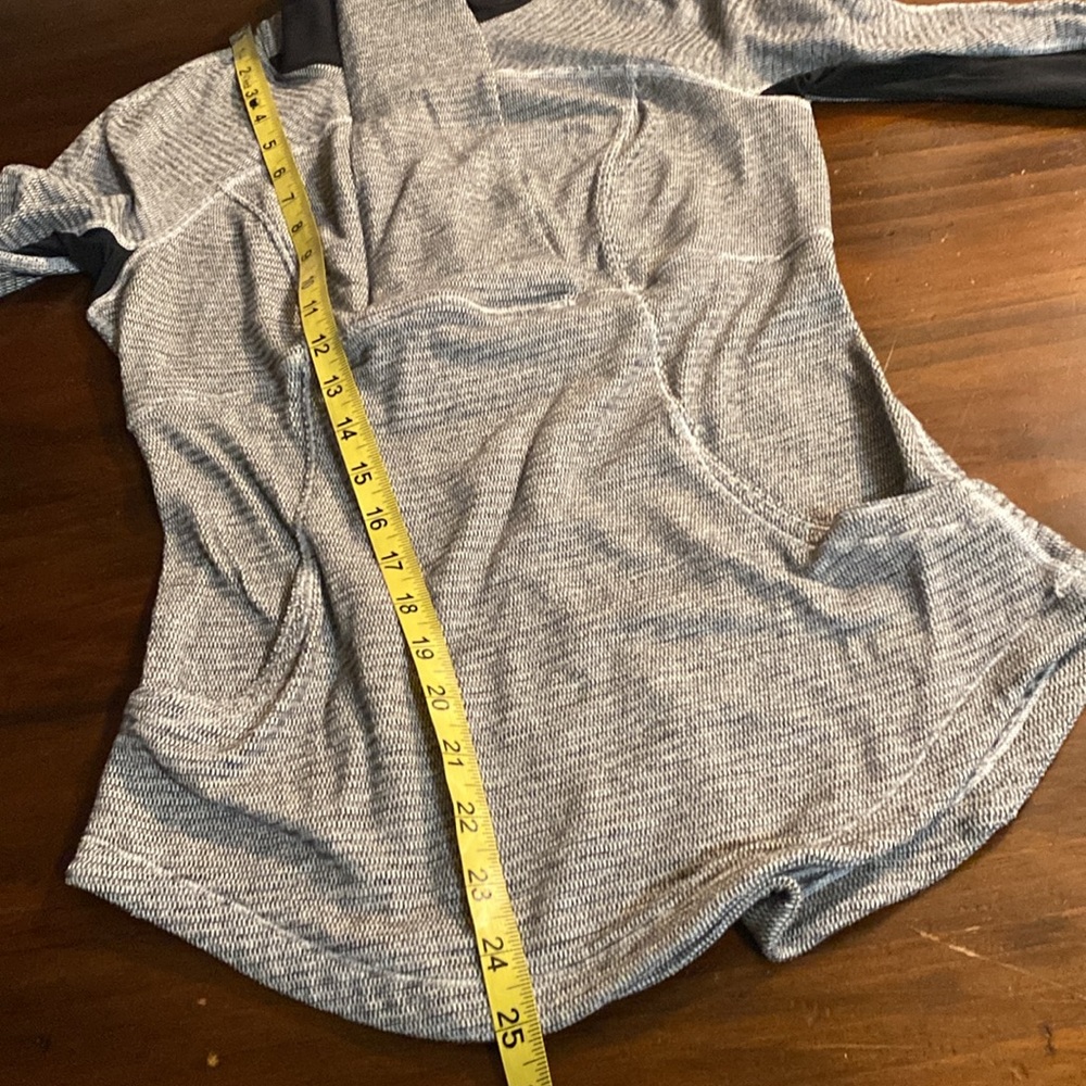 NEW LULULEMON ATHLETIC 1/2 ZIP RUNNING JACKET🌹 - Picture 11 of 16